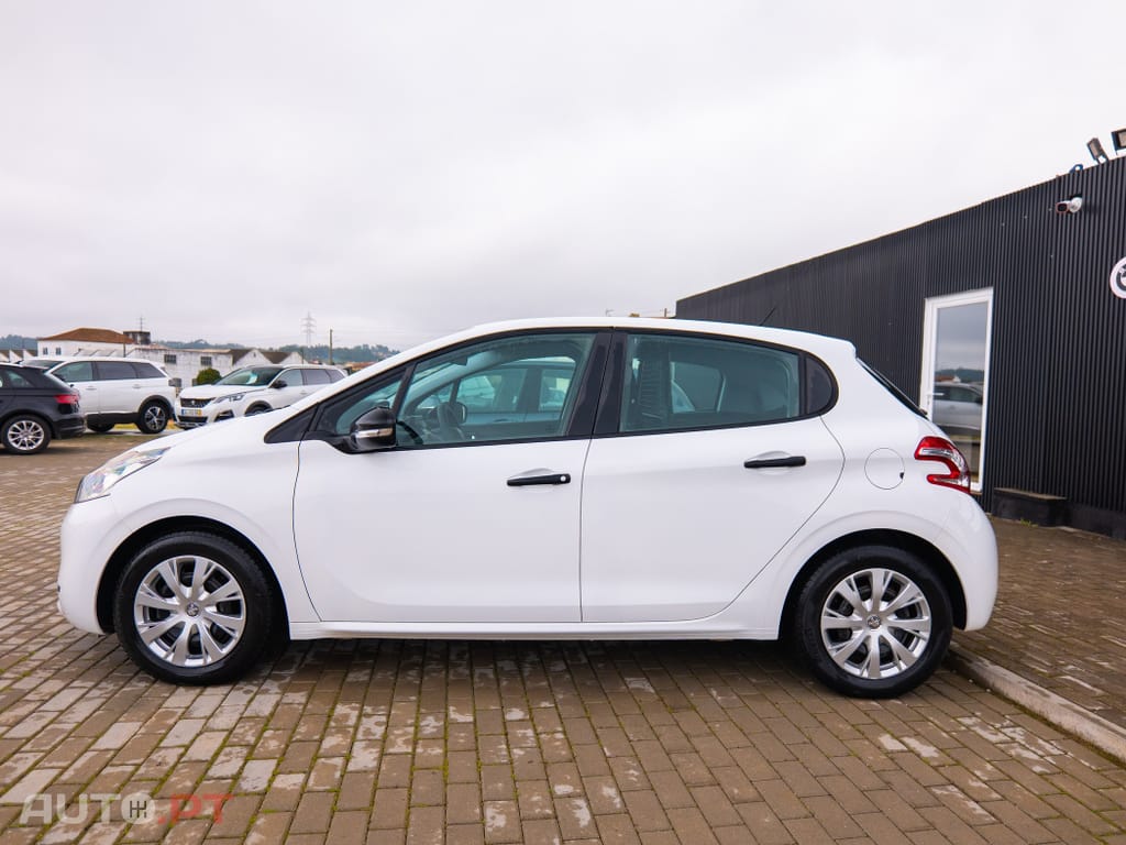 Peugeot 208 1.4 HDi
