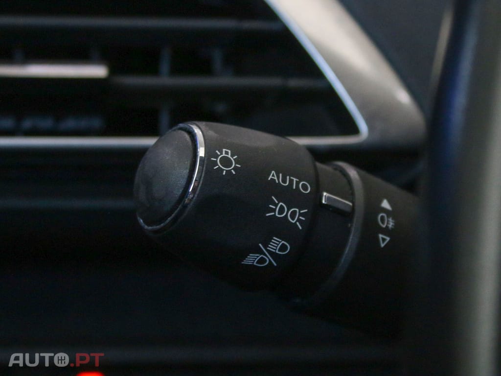 Peugeot 3008 1.2 PureTech Allure Pack EAT8