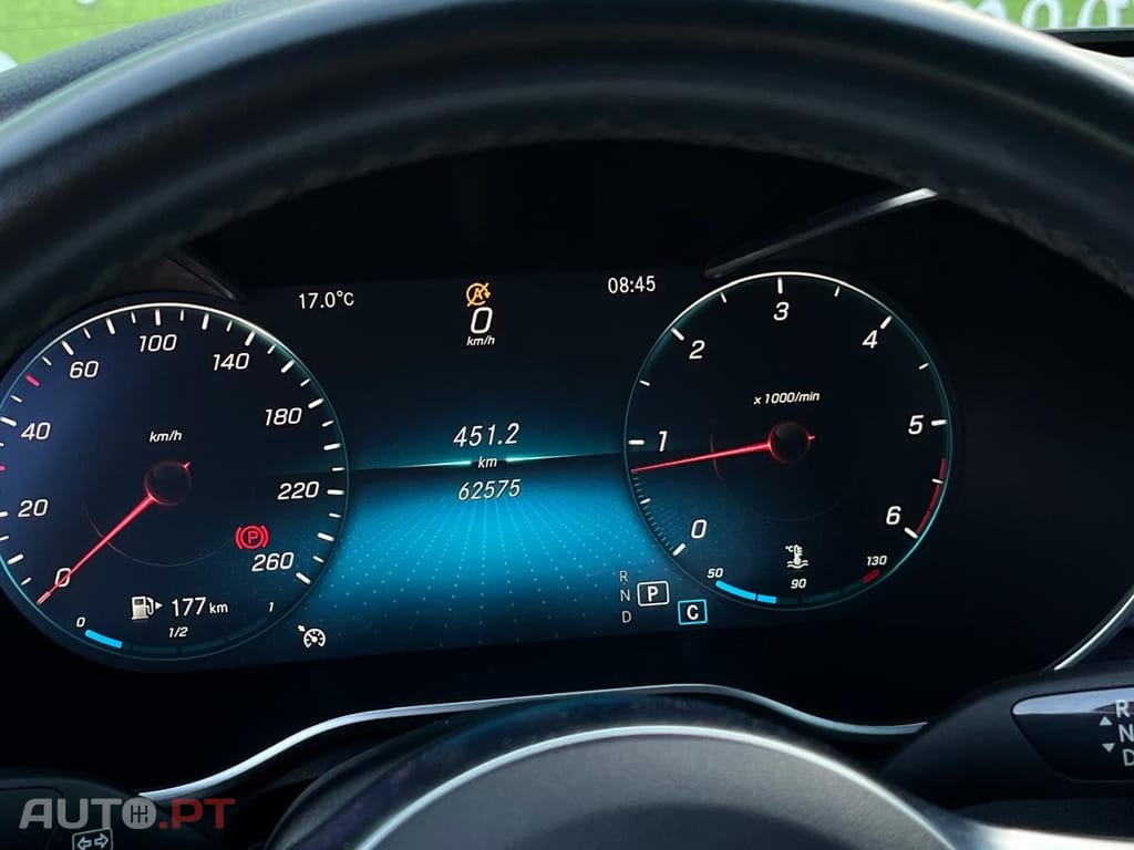 Mercedes-Benz C 220 d AMG Line