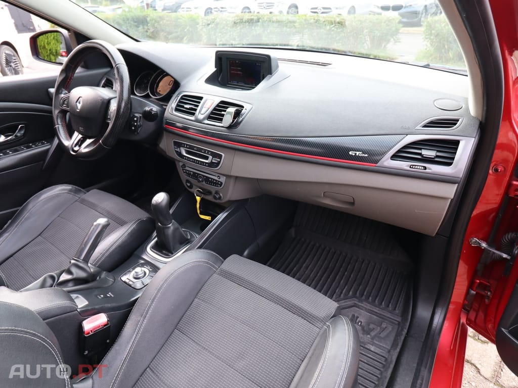 Renault Mégane Sport Tourer GT LINE