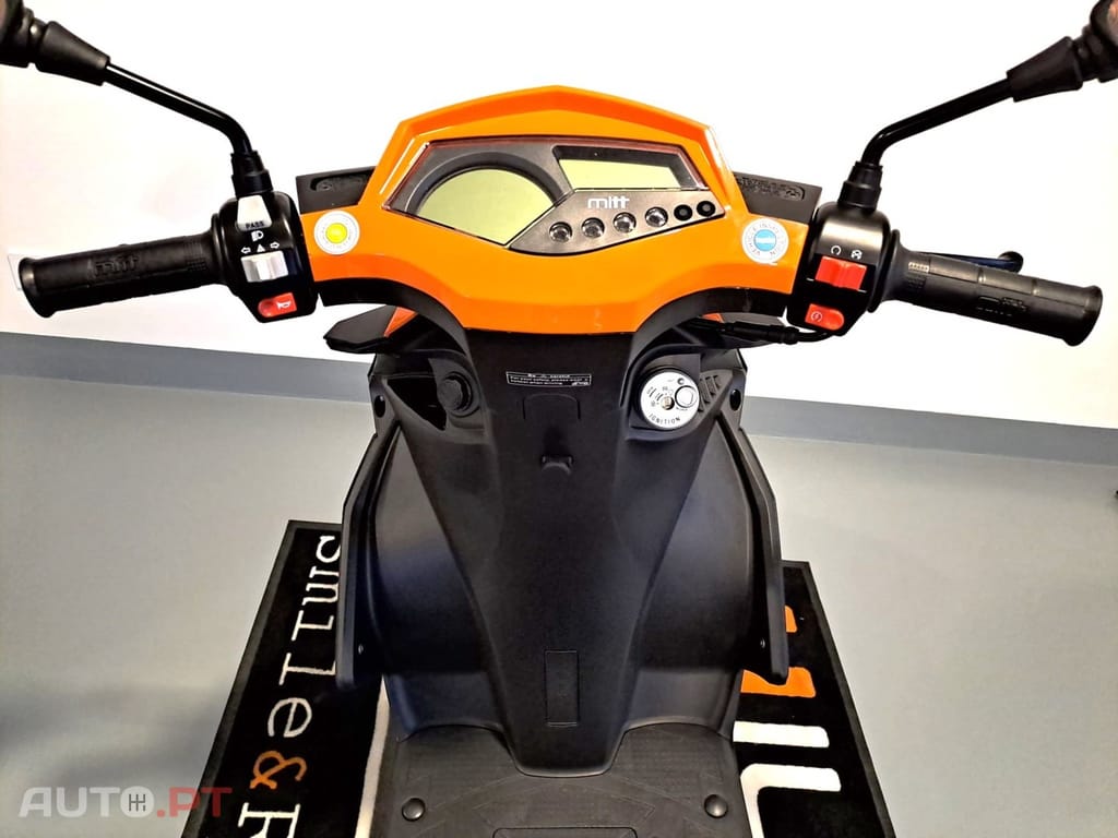 Mitt 125 XRS