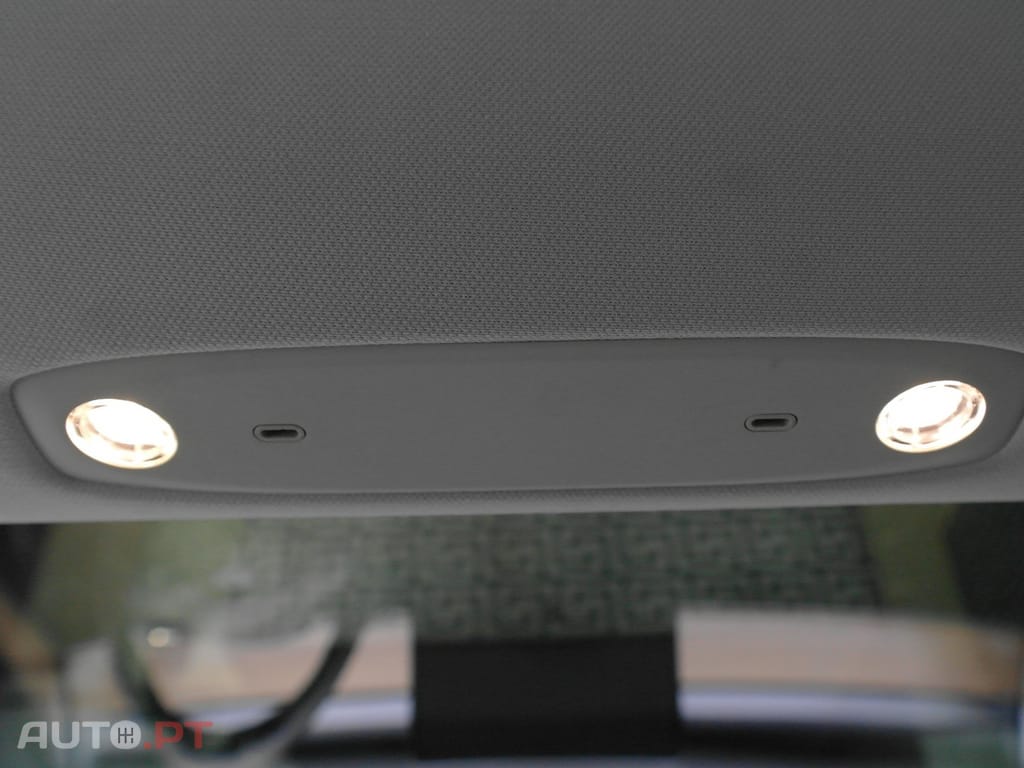 Tesla Model 3 Long Range Tração Traseira