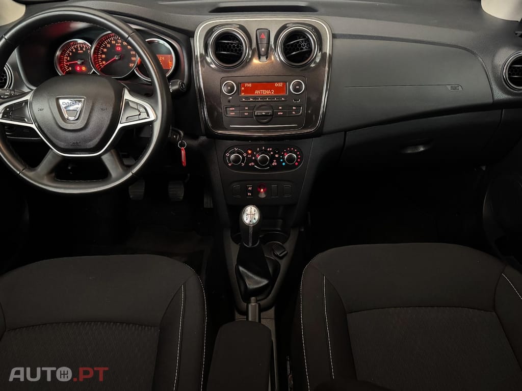 Dacia Sandero 1.0 Lauréate