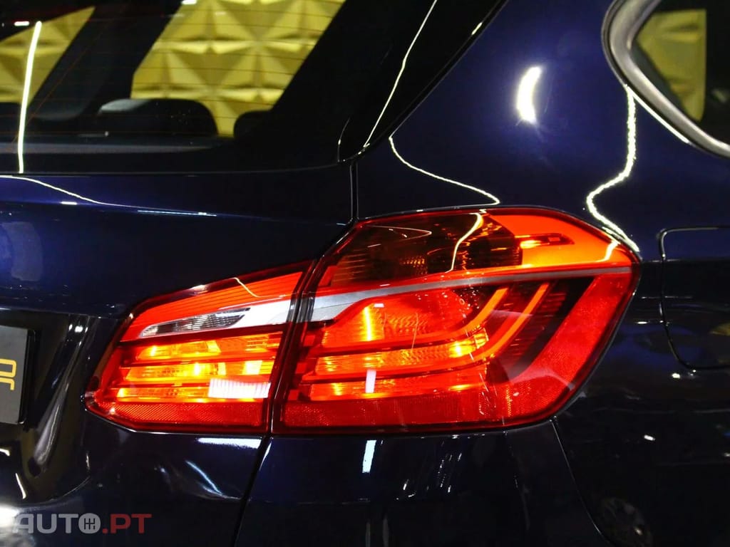 BMW 218 d Line Sport Auto