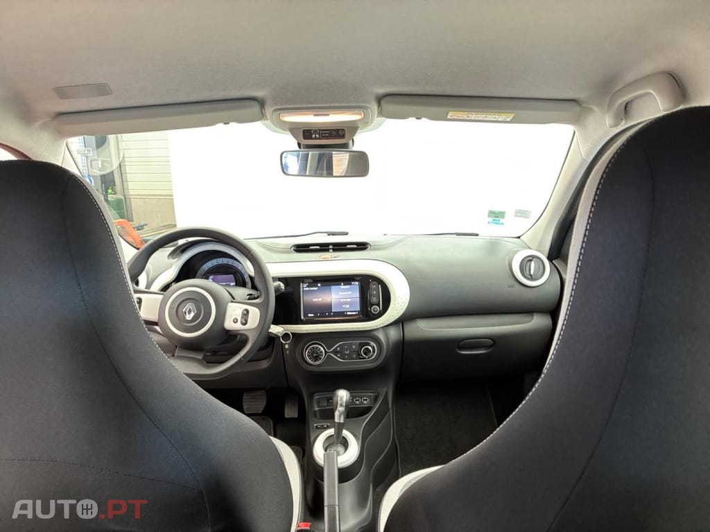 Renault Twingo E-Tech Equilibre