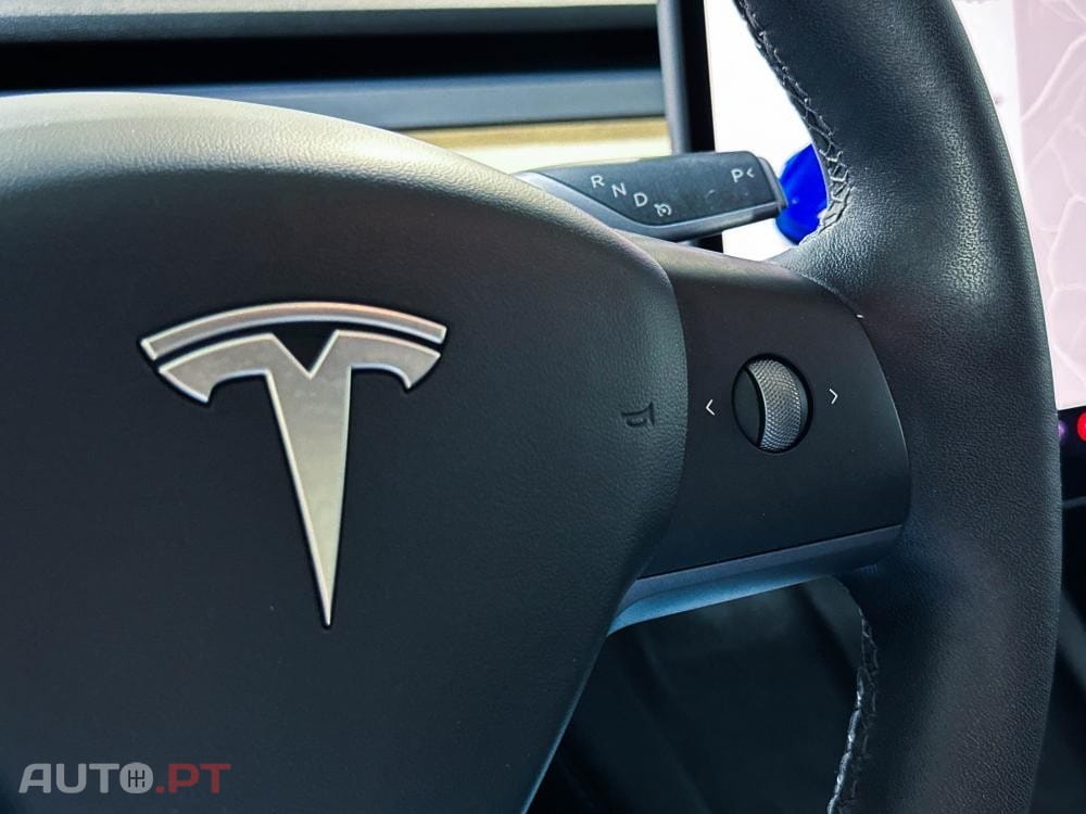 Tesla Model 3 Standard Range Plus RWD