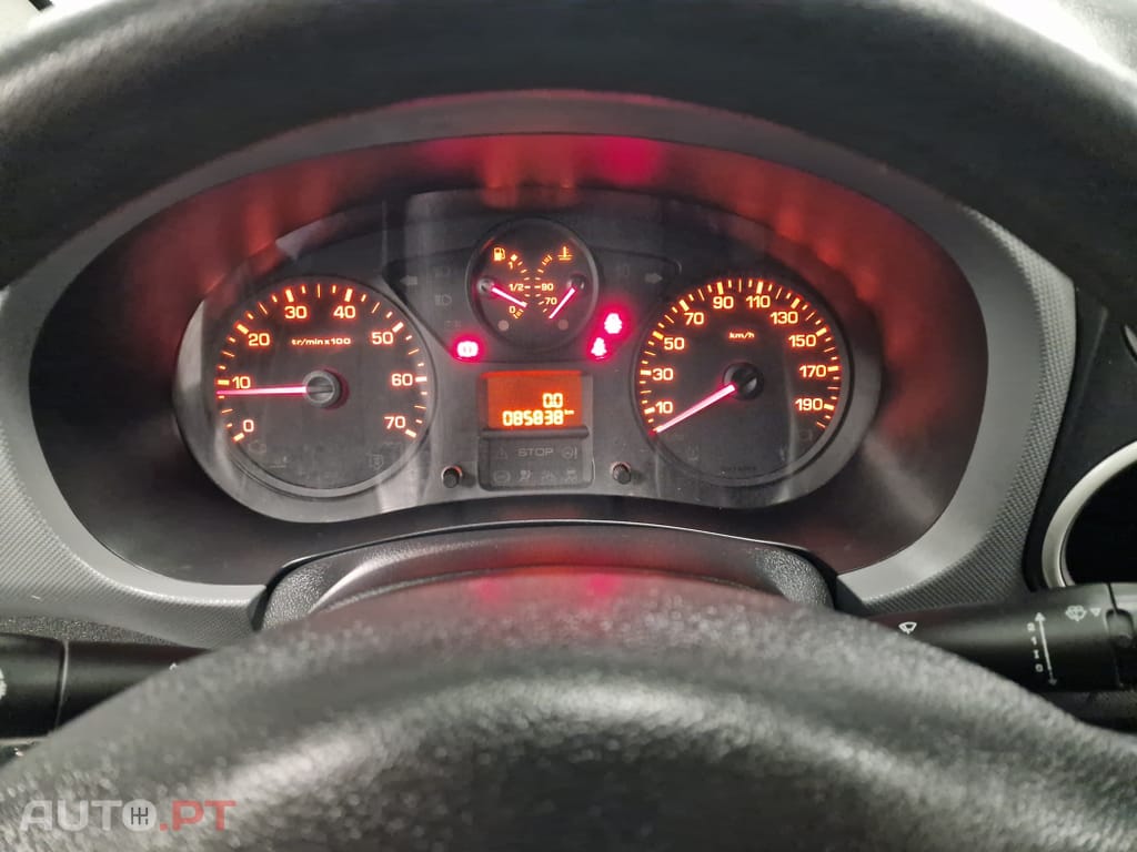 Peugeot Partner 1.6 BlueHDi L1 Premium 3L