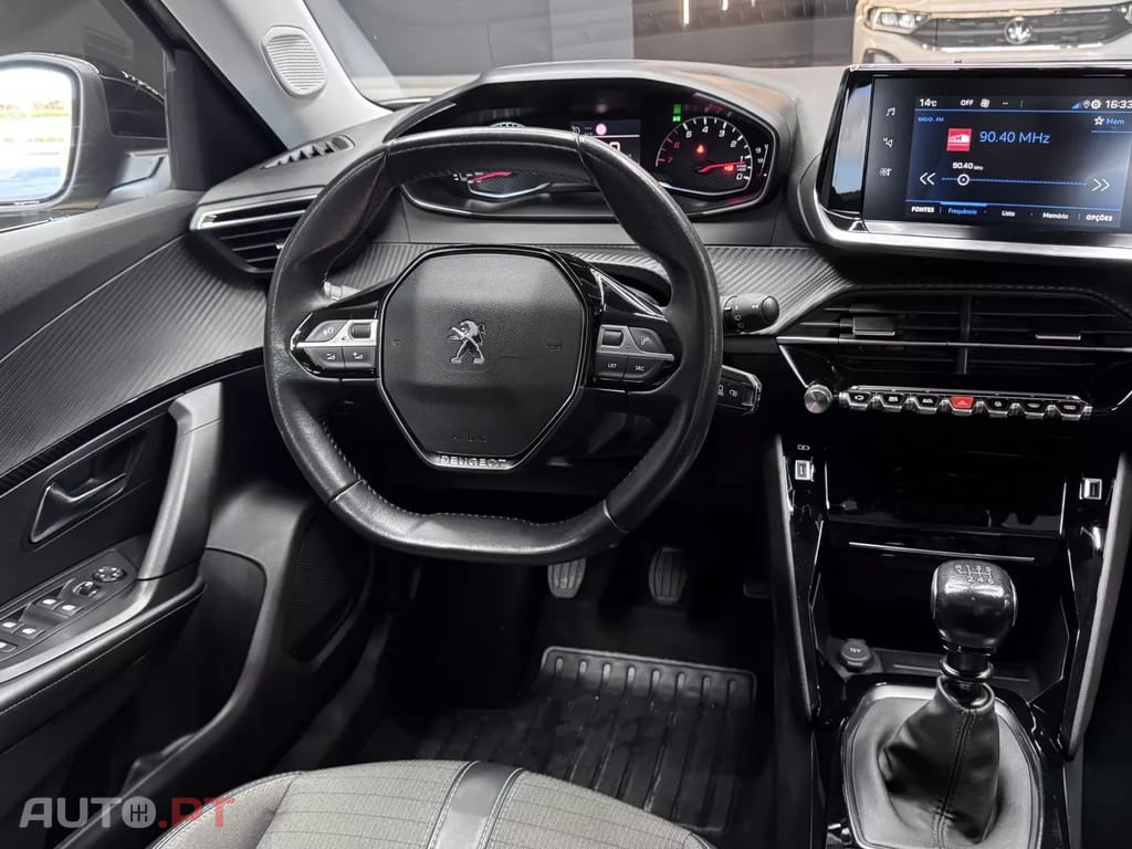 Peugeot 2008 1.2 PureTech Allure Pack