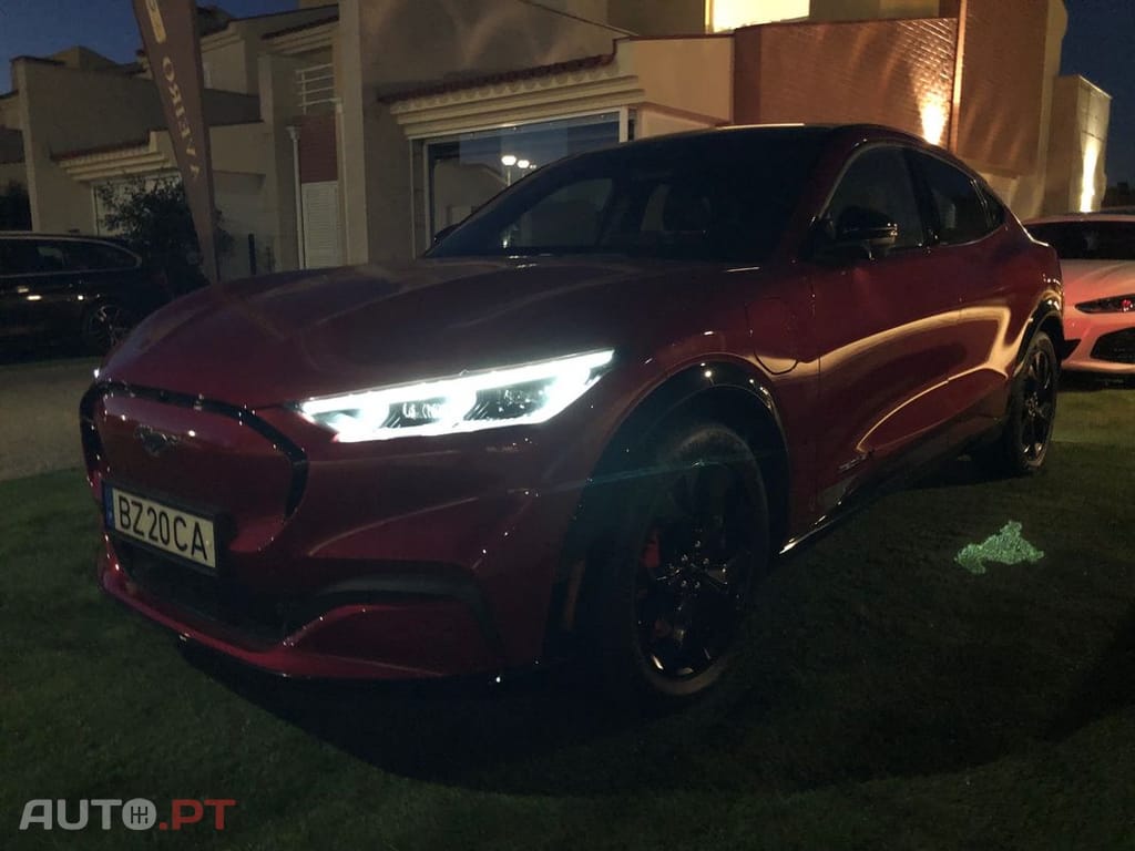 Ford Mustang Mach-E 98.7 kWh Premium