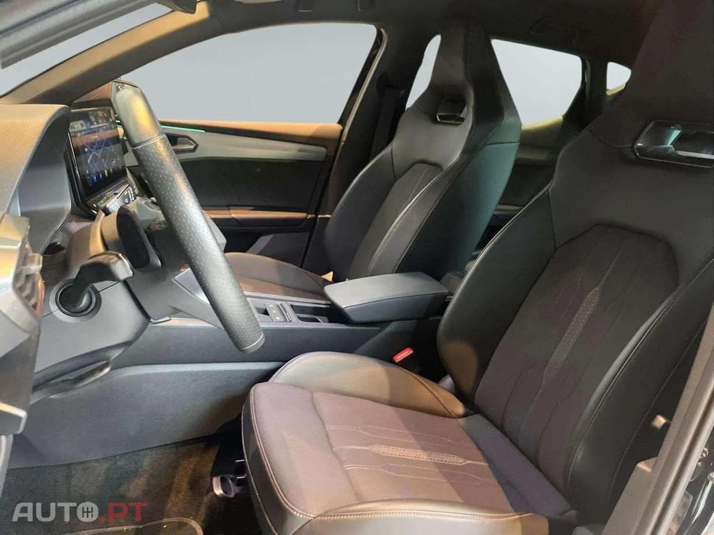 Cupra Leon 1.4 e-Hybrid VZ 245CV