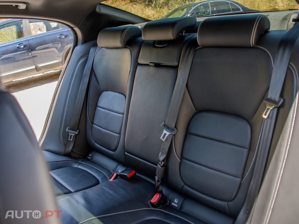 Mercedes-Benz E 350 dMatic AMG line Aut.