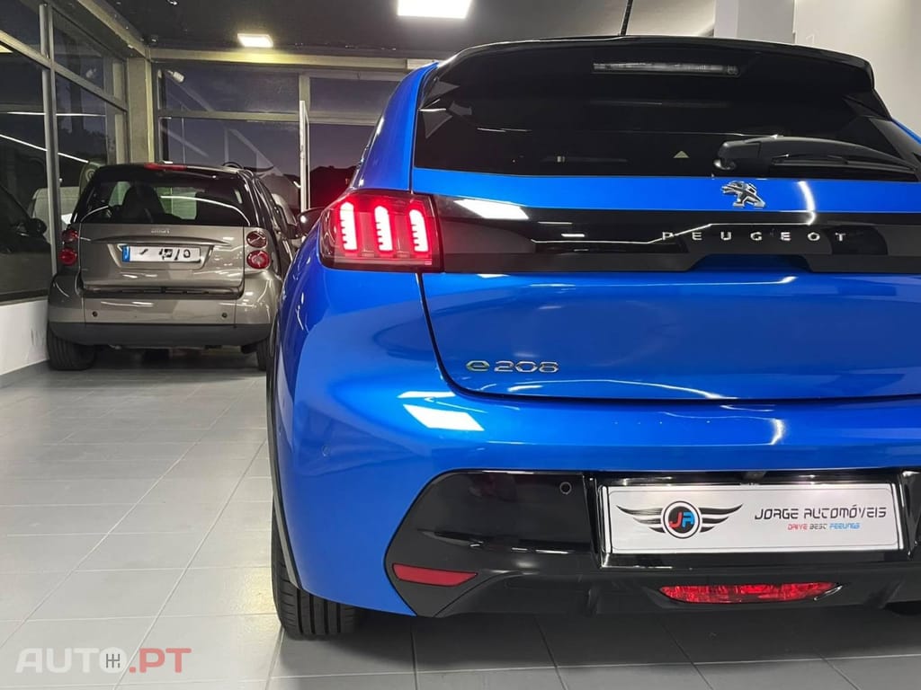 Peugeot E-208 50 kWh GT Line