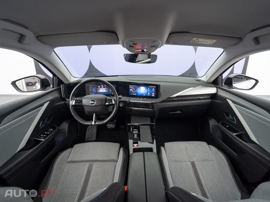 Opel Astra 1.6 T PHEV Elegance