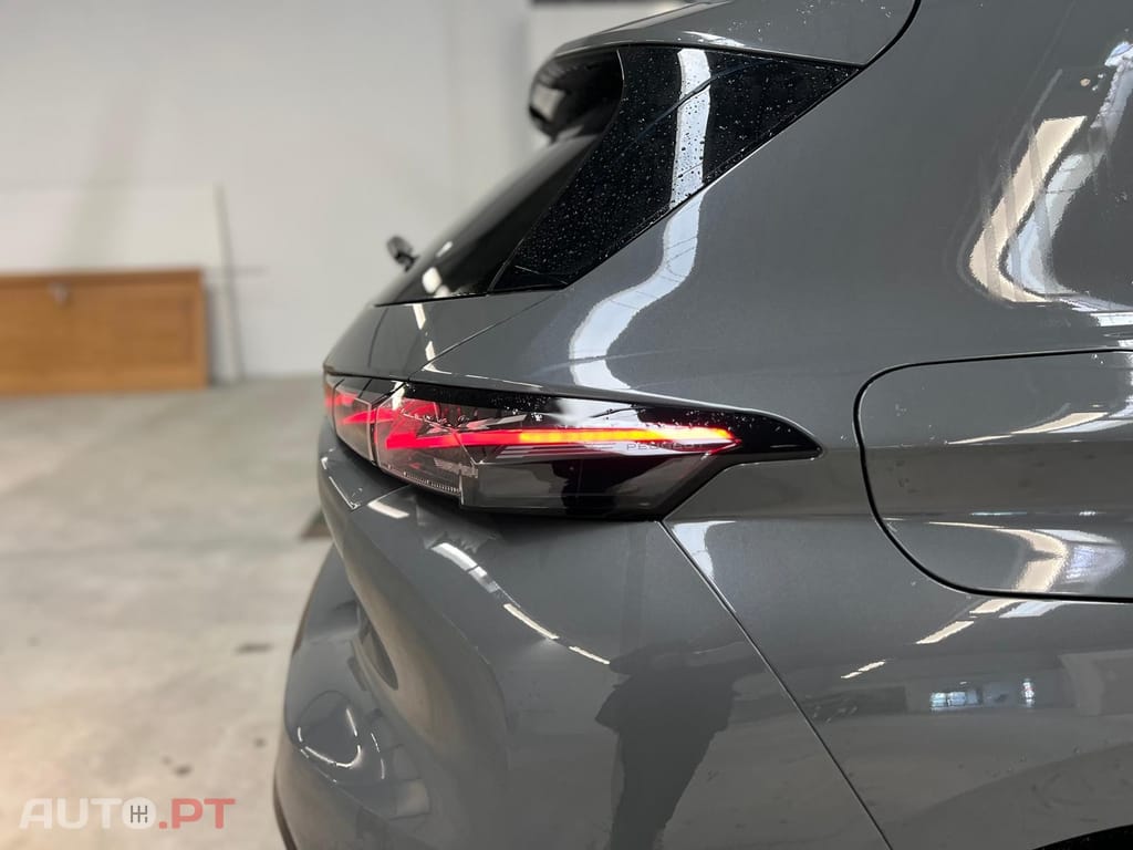 Peugeot 308 1.6 Hybrid Allure e-DCS7