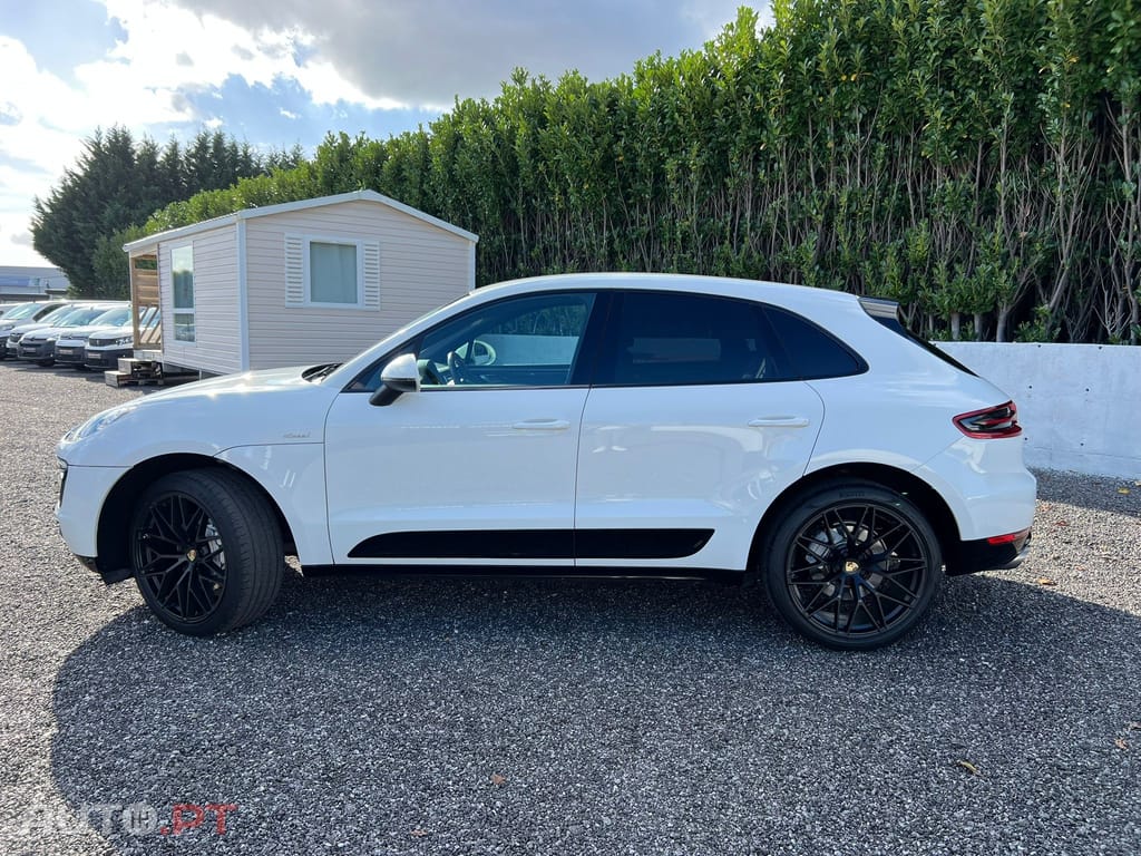 Porsche Macan S