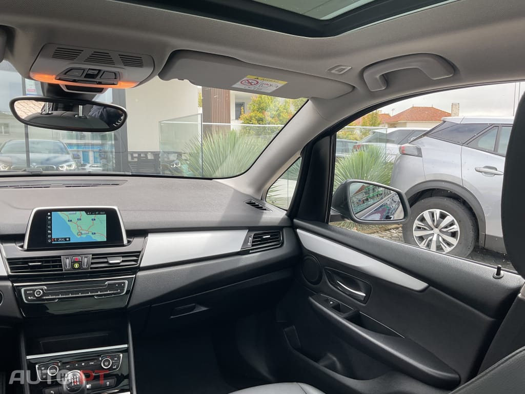 BMW 216 d Advantage