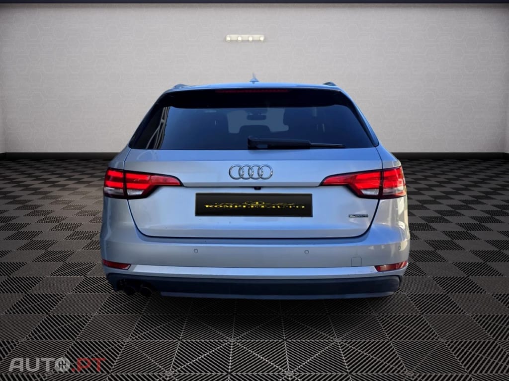 Audi A4 Avant 2.0 TDI DPF clean diesel quattro S tronic Attraction