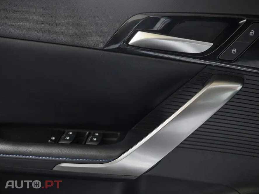 MG MG4 51 kWh Standard