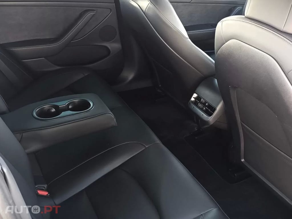 Tesla Model 3 Standard RWD