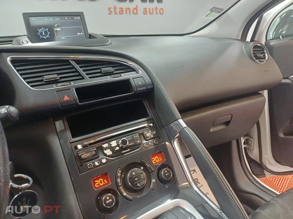Peugeot 3008 2.0 HDi Hybrid4