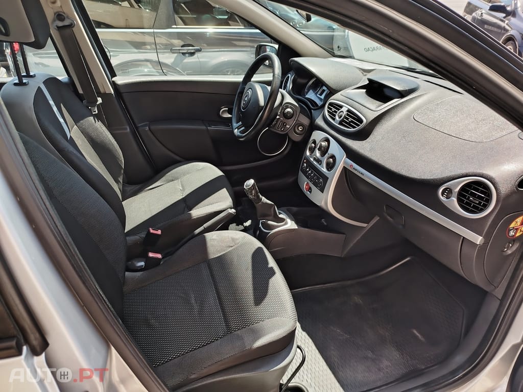 Renault Clio 1.2 16V Rip Curl