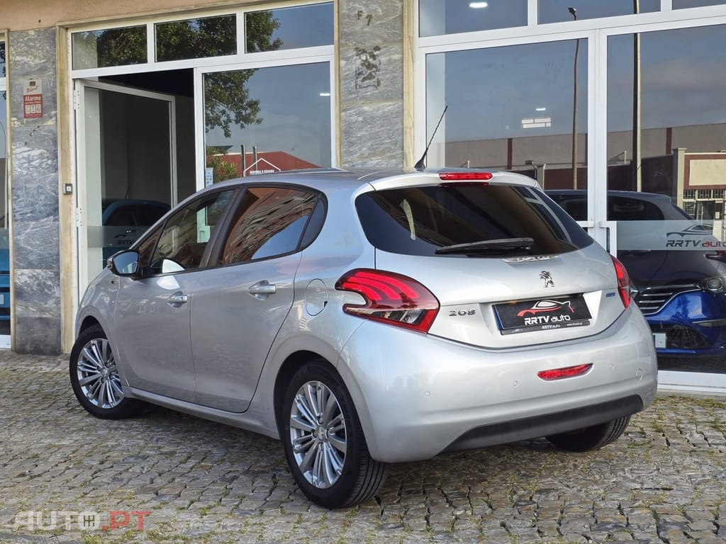 Peugeot 208 1.2 PureTech Style