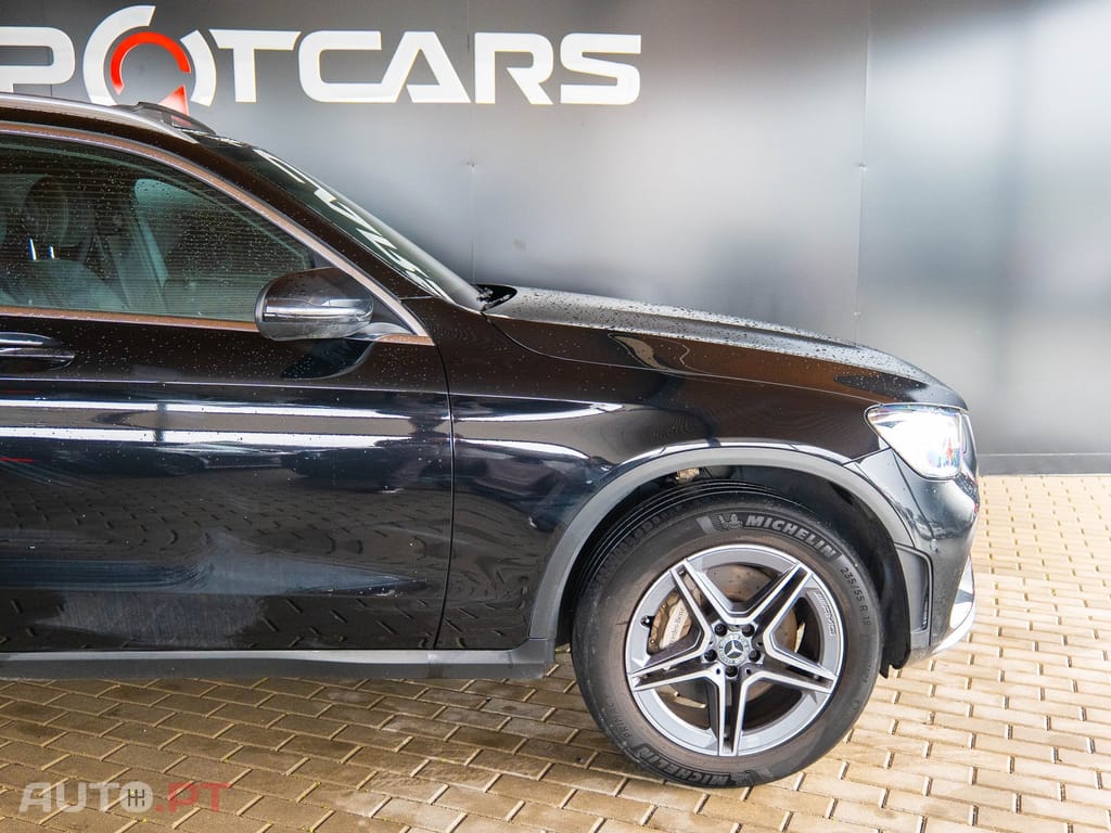 Mercedes-Benz GLC 300 4MATIC AMG LINE