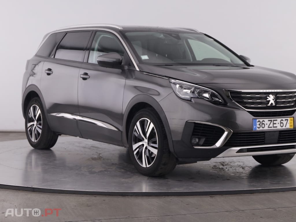 Peugeot 5008 1.2 PureTech Allure EAT8