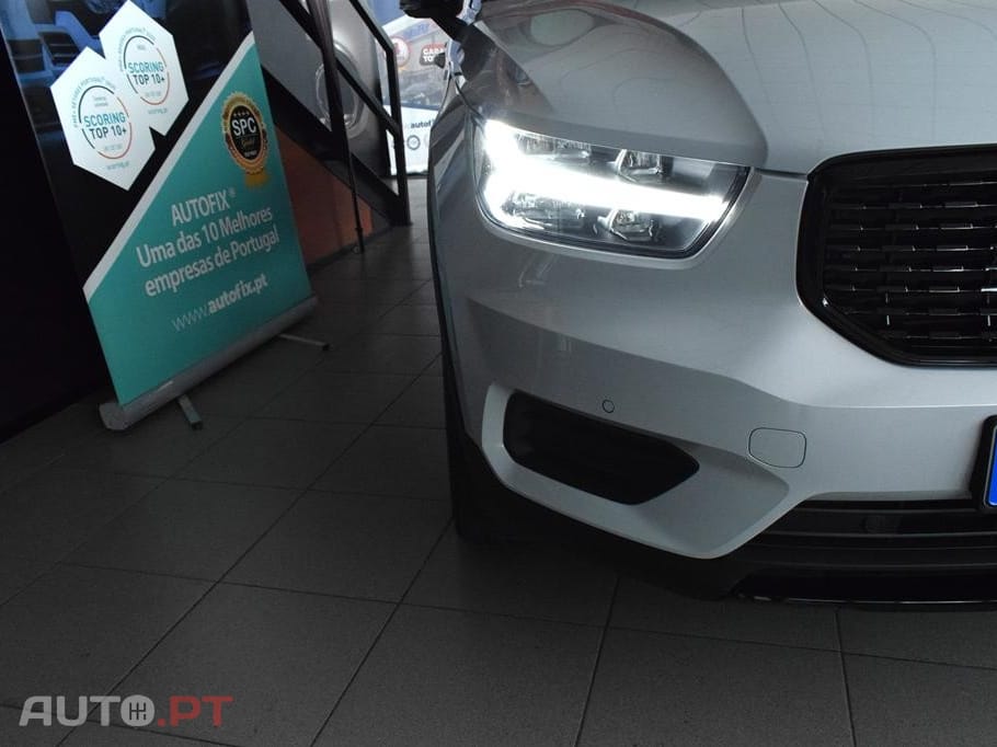 Volvo XC40 1.5 T5 PHEV R-Design Expression