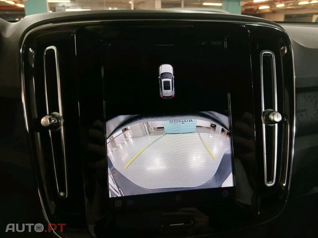 Volvo XC40 Recharge Core