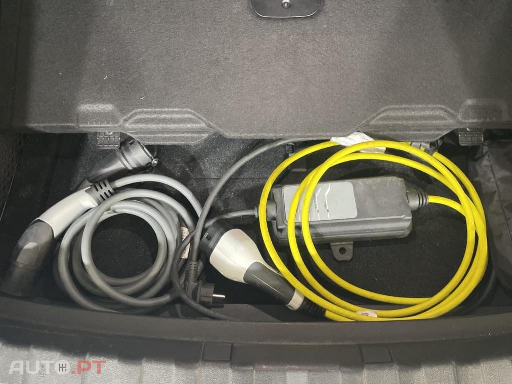 BMW 320 e Auto