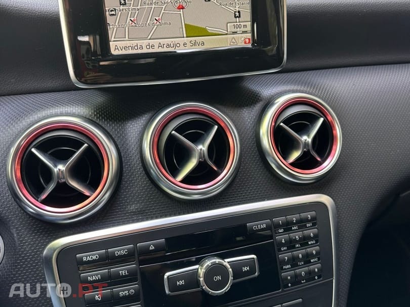 Mercedes-Benz A 180 7G-DCT Urban