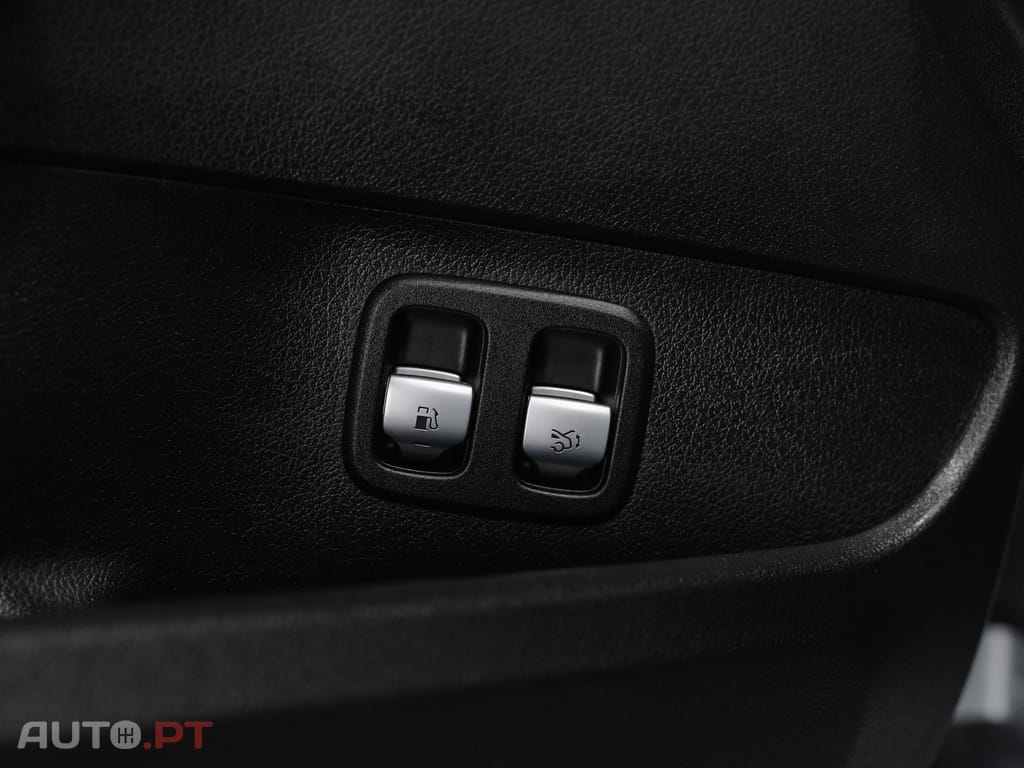 Mercedes-Benz C 300 e T 9G-TRONIC AMG Line