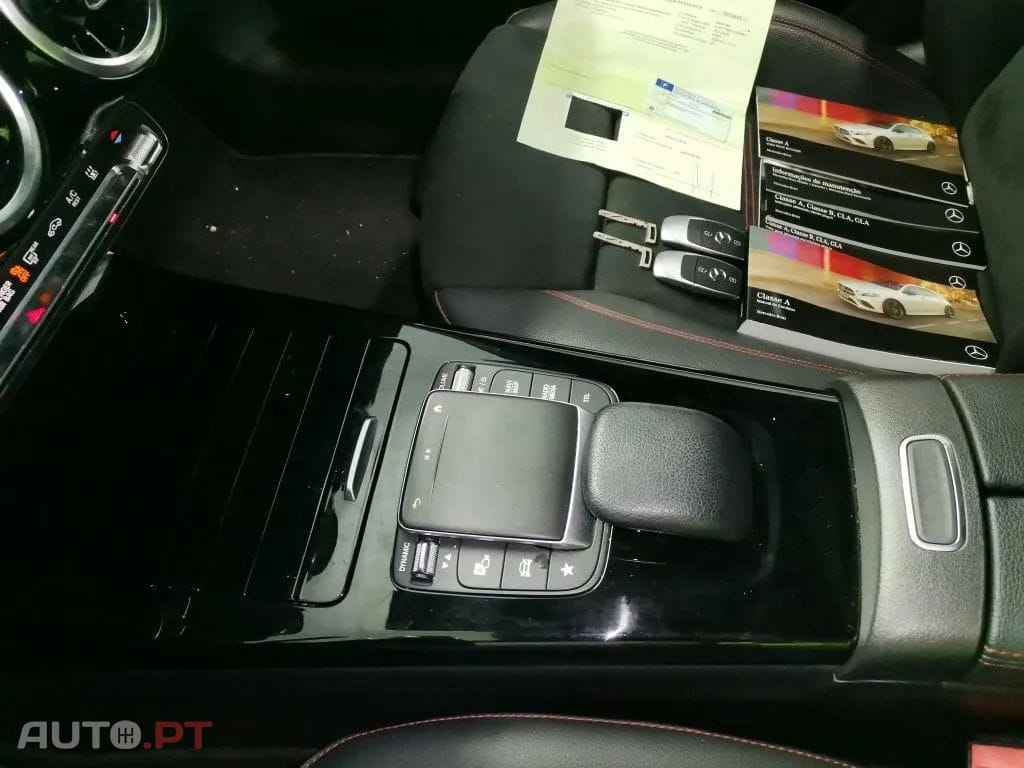 Mercedes-Benz A 250 e AMG Line