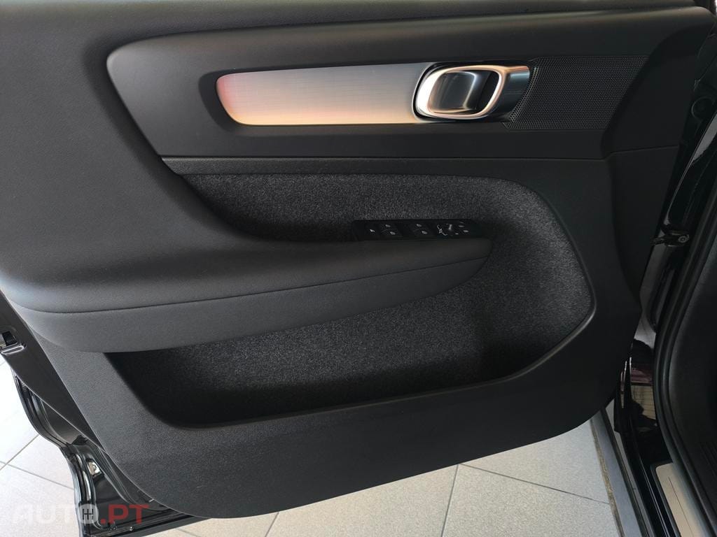 Volvo XC40 1.5 T5 PHEV Inscription Expression