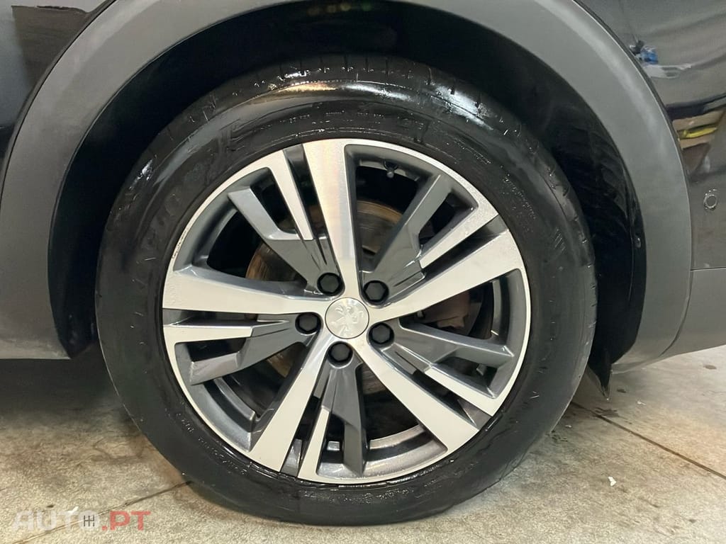 Peugeot 3008 1.5 BlueHDi Allure EAT8