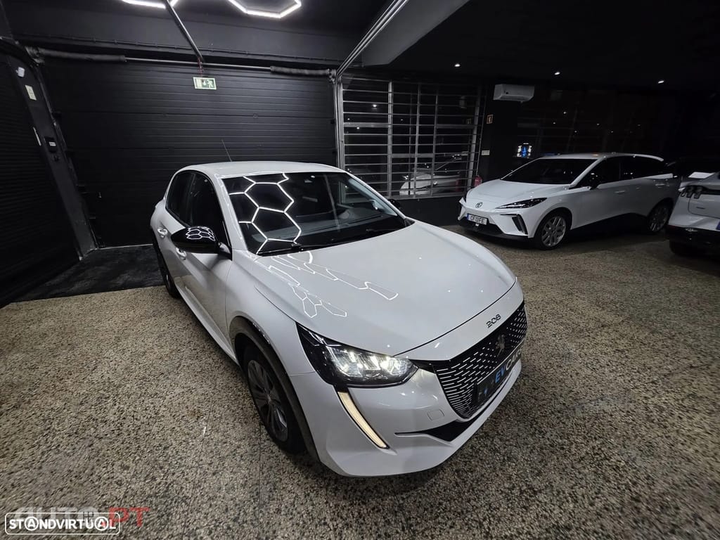 Peugeot E-208 50 kWh Active Pack