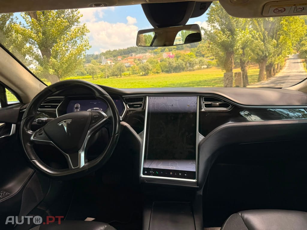 Tesla Model S 70 