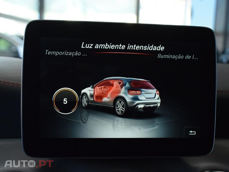 Mercedes-Benz GLA 220 d AMG Line