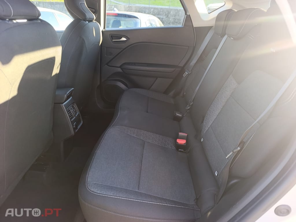 Renault Captur TCe 100 BUSINESS EDITION