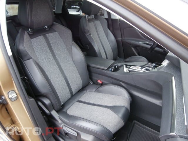 Peugeot 3008 1.6 BlueHDi Allure EAT6 J18