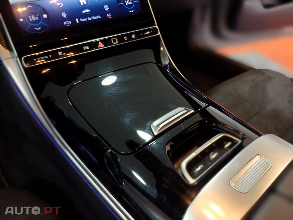 Mercedes-Benz CLE 220 D Cabrio AMG Line Premium Night Digital 360°