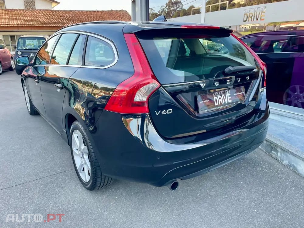 Volvo V60 1.6 D2 Drive Momentum Powershift Start/Stop