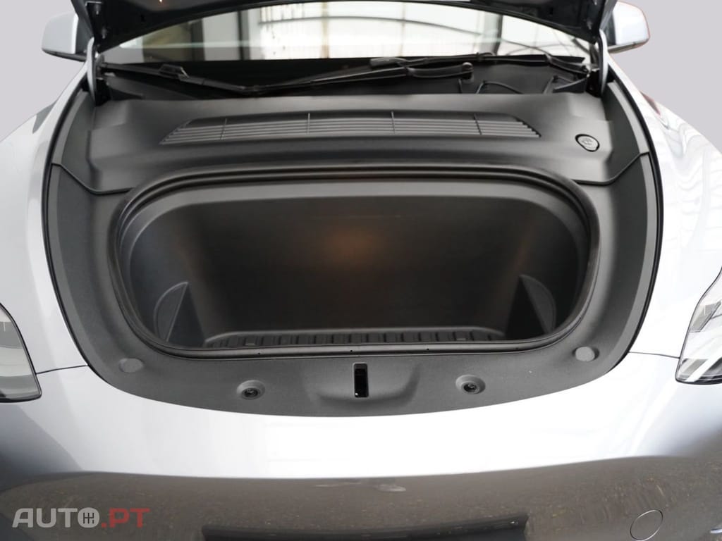 Tesla Model Y Long Range Dual Motor 94% I.V.A DEDUTIVEL
