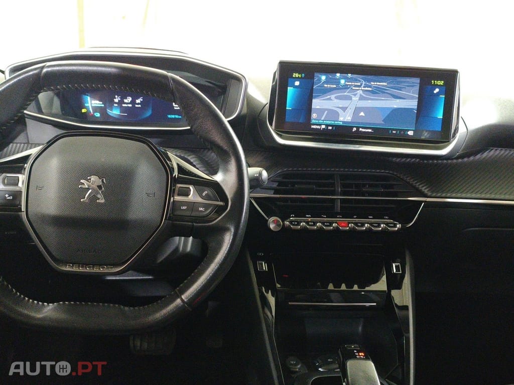 Peugeot E-2008 Allure