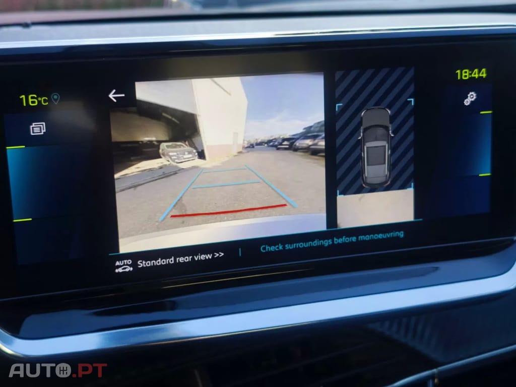 Peugeot E-2008 50 kWh Allure Pack