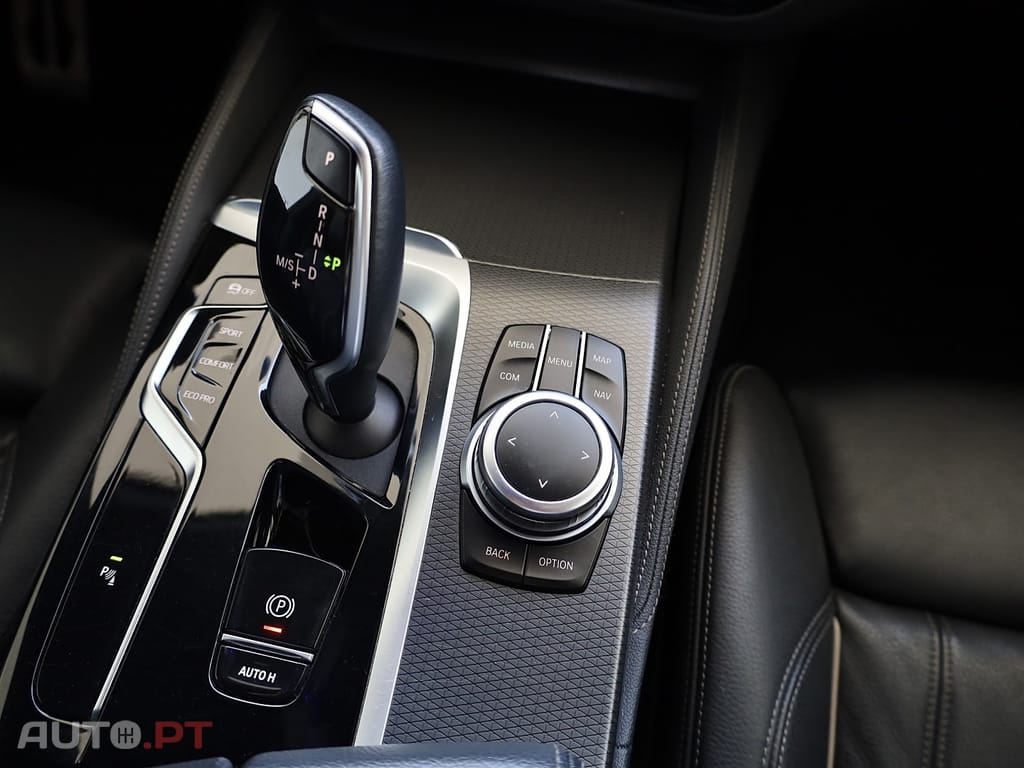 BMW 520 d Pack Desportivo M Auto