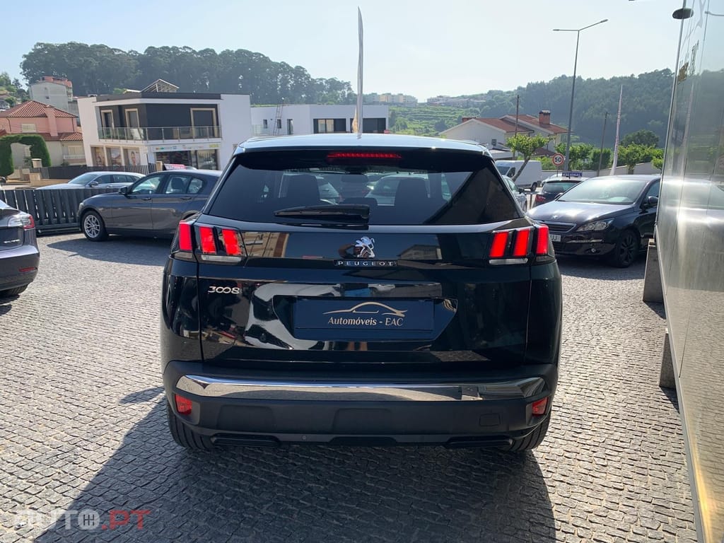 Peugeot 3008 1.5 BlueHDi Active