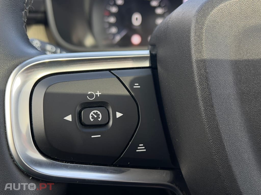 Volvo XC40 1.5 T4 PHEV Inscription