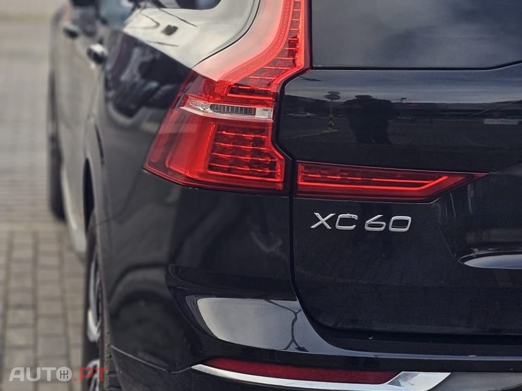 Volvo XC60 T8